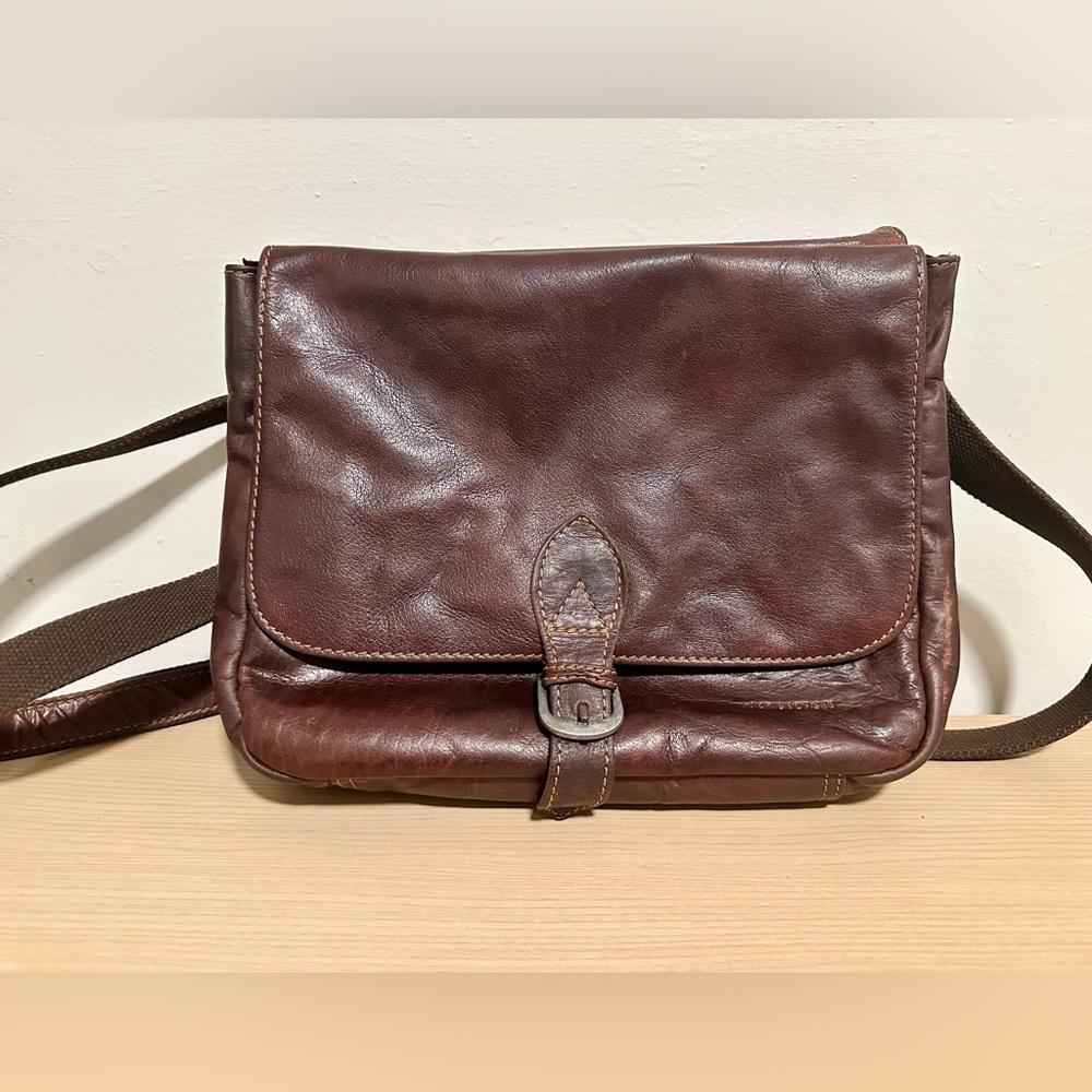 Jack Georges Voyager Crossbody Traveler Bag